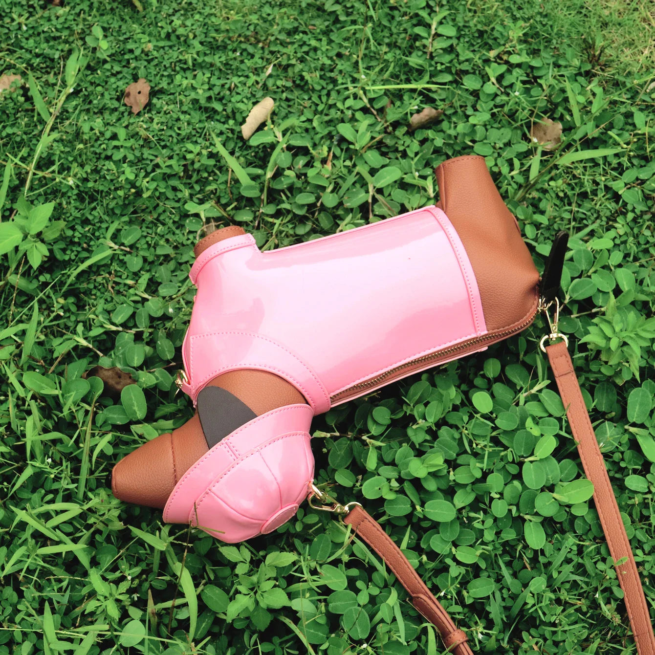 Golden Explorer Sausage Dog Luxury Handbag | FREE SHIPPING