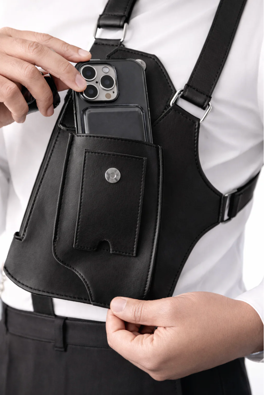 Monarch Heritage Satchel™